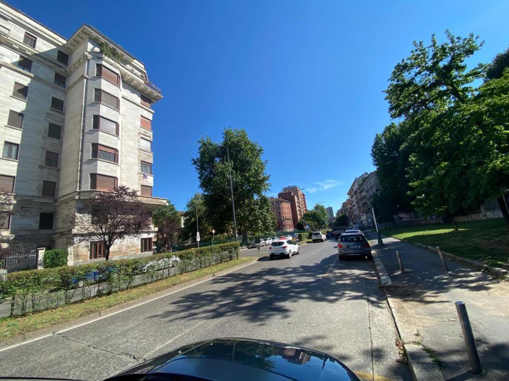 ميلان Kibilu - Viale Regina Margherita المظهر الخارجي الصورة